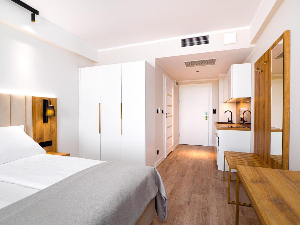 Resort Krol Plaza Spa & Wellness Jarosławiec Extérieur photo