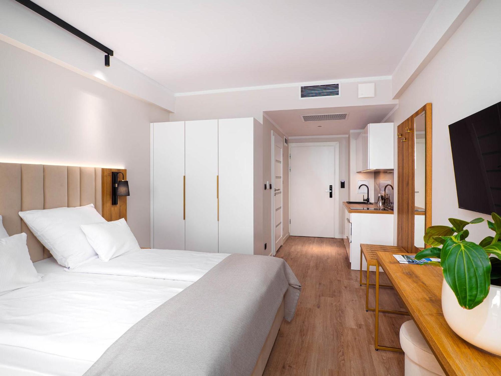 Resort Krol Plaza Spa & Wellness Jarosławiec Extérieur photo